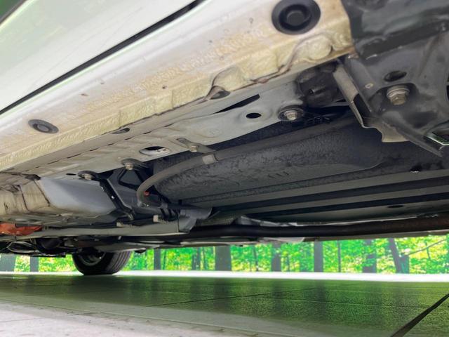 シエンタ ハイブリッドG クエロ 両側電動スライドドア 純正SDナビ バックカメラ 衝突被害軽減システム 禁煙車 ハーフレザーシート ドラレコ コーナーセンサー スマートキー LEDヘッド ビルトインETC オートハイビーム(50枚目)