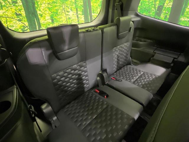 ヴォクシー ハイブリッドS-Z 4WD 両側電動スライドドア 全周囲カメラ 衝突被害軽減システム 100V電源 レーダークルーズ 禁煙車 電動リアゲート ハーフレザーシート ドラレコ パワーバックドア DVDデッキ LEDヘッド(10枚目)