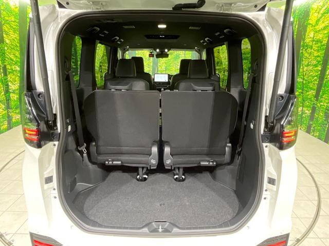 ヴォクシー ハイブリッドS-Z 4WD 両側電動スライドドア 全周囲カメラ 衝突被害軽減システム 100V電源 レーダークルーズ 禁煙車 電動リアゲート ハーフレザーシート ドラレコ パワーバックドア DVDデッキ LEDヘッド(11枚目)