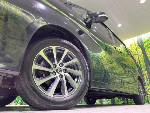【純正17インチアルミホイール】外観にマッチした純正アルミホイールを装着しております。各種社外アルミホイールや、スタッドレスタイヤも取扱いしております。是非ご相談ください♪