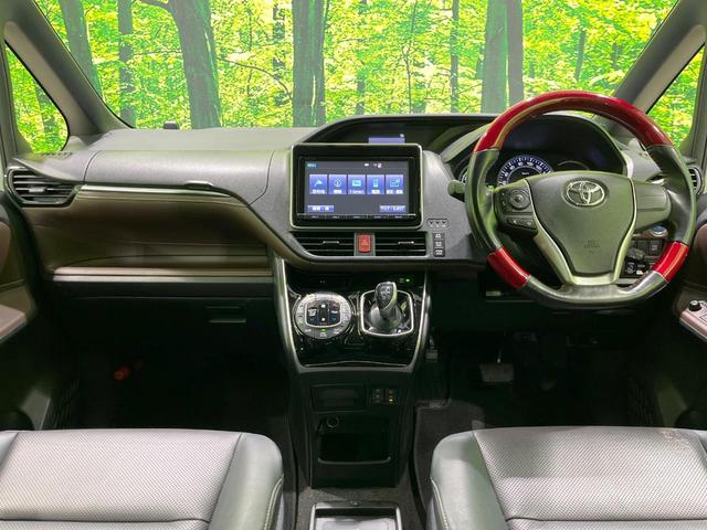 エスクァイア ハイブリッドＧｉ　両側電動スライド　純正９型ナビ　バックカメラ　衝突被害軽減システム　禁煙車　ハーフレザーシート　クルコン　ＬＥＤヘッド　ビルトインＥＴＣ　オートライト　オートエアコン　純正１５インチアルミ（2枚目）