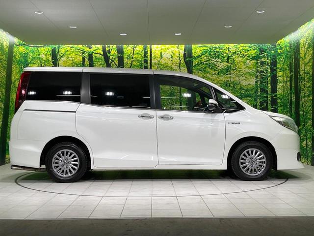 エスクァイア ハイブリッドＧｉ　両側電動スライド　純正９型ナビ　バックカメラ　衝突被害軽減システム　禁煙車　ハーフレザーシート　クルコン　ＬＥＤヘッド　ビルトインＥＴＣ　オートライト　オートエアコン　純正１５インチアルミ（28枚目）