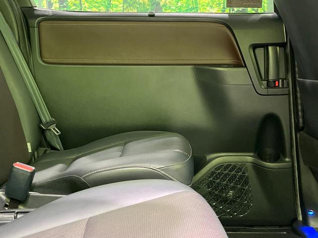 エスクァイア ハイブリッドＧｉ　両側電動スライド　純正９型ナビ　バックカメラ　衝突被害軽減システム　禁煙車　ハーフレザーシート　クルコン　ＬＥＤヘッド　ビルトインＥＴＣ　オートライト　オートエアコン　純正１５インチアルミ（40枚目）