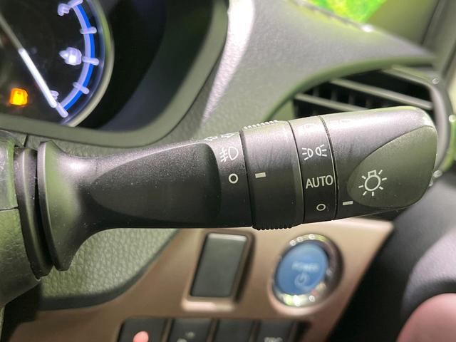 エスクァイア ハイブリッドＧｉ　両側電動スライド　純正９型ナビ　バックカメラ　衝突被害軽減システム　禁煙車　ハーフレザーシート　クルコン　ＬＥＤヘッド　ビルトインＥＴＣ　オートライト　オートエアコン　純正１５インチアルミ（50枚目）