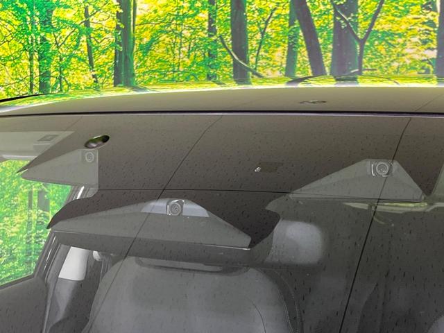 クロストレック ツーリング　４ＷＤ　メーカーナビ　バックカメラ　衝突被害軽減システム　追従クルコン　禁煙車　ＬＥＤヘッド　ＥＴＣ　シートヒーター　パワーシート　オートライト　デュアルエアコン　純正１７インチアルミ（3枚目）