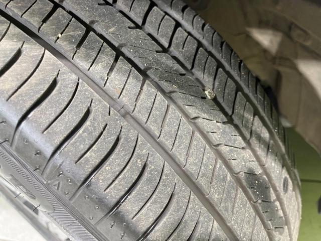 クロストレック ツーリング　４ＷＤ　メーカーナビ　バックカメラ　衝突被害軽減システム　追従クルコン　禁煙車　ＬＥＤヘッド　ＥＴＣ　シートヒーター　パワーシート　オートライト　デュアルエアコン　純正１７インチアルミ（21枚目）