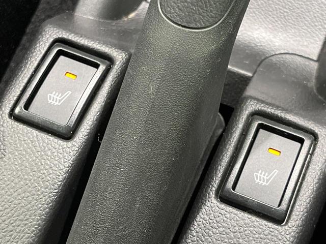 スイフト ハイブリッドRS 4WD 純正SDナビ 衝突被害軽減システム レーダークルーズ 禁煙車 コーナーセンサー スマートキー LEDヘッド ビルトインETC Bluetooth接続 オートエアコン 純正16インチアルミ(7枚目)