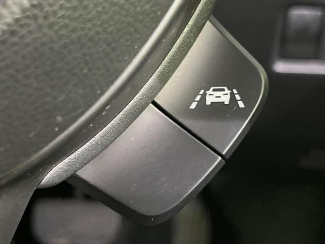 スイフト ハイブリッドRS 4WD 純正SDナビ 衝突被害軽減システム レーダークルーズ 禁煙車 コーナーセンサー スマートキー LEDヘッド ビルトインETC Bluetooth接続 オートエアコン 純正16インチアルミ(46枚目)