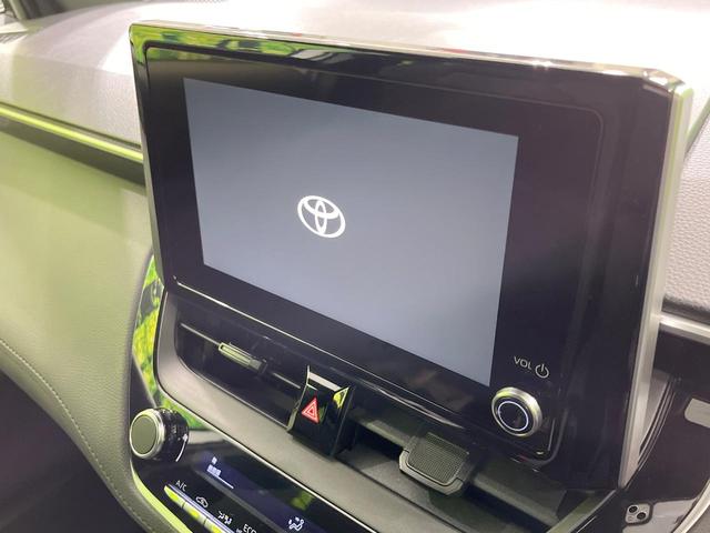 カローラクロス ハイブリッド　Ｇ　４ＷＤ　純正ディスプレイオーディオ　バックカメラ　寒冷地仕様　衝突被害軽減システム　レーダークルーズ　禁煙　ドラレコ　コーナーセンサー　スマートキー　ＬＥＤヘッド　ビルトインＥＴＣ　オートハイビーム（3枚目）