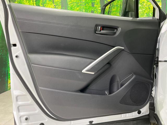 カローラクロス ハイブリッド　Ｇ　４ＷＤ　純正ディスプレイオーディオ　バックカメラ　寒冷地仕様　衝突被害軽減システム　レーダークルーズ　禁煙　ドラレコ　コーナーセンサー　スマートキー　ＬＥＤヘッド　ビルトインＥＴＣ　オートハイビーム（38枚目）