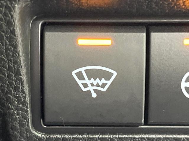 カローラクロス ハイブリッド Z 4WD 純正10.5インチディスプレイオーディオ 全周囲カメラ 寒冷地仕様 レーダークルーズ 禁煙車 電動リアゲート ハーフレザーシート パワーシート ドラレコ コーナーセンサー LEDヘッド(6枚目)