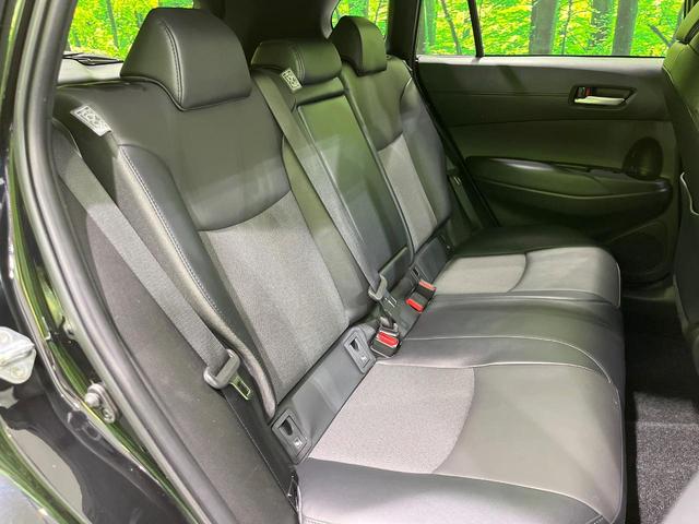 カローラクロス ハイブリッド Z 4WD 純正10.5インチディスプレイオーディオ 全周囲カメラ 寒冷地仕様 レーダークルーズ 禁煙車 電動リアゲート ハーフレザーシート パワーシート ドラレコ コーナーセンサー LEDヘッド(11枚目)