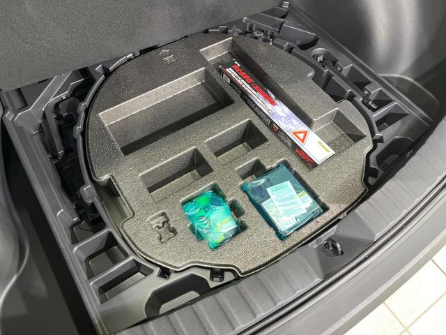 カローラクロス ハイブリッド Z 4WD 純正10.5インチディスプレイオーディオ 全周囲カメラ 寒冷地仕様 レーダークルーズ 禁煙車 電動リアゲート ハーフレザーシート パワーシート ドラレコ コーナーセンサー LEDヘッド(34枚目)