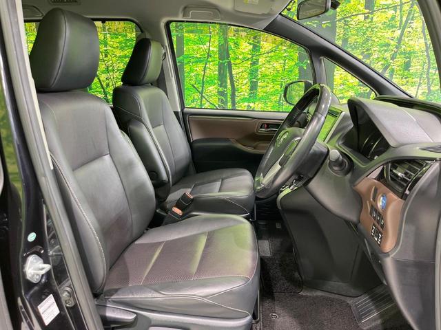 エスクァイア ハイブリッドGi 両側電動スライド 純正9型ナビ バックカメラ 禁煙車 合皮シート 寒冷地仕様 スマートキー LEDヘッド ビルトインETC クルコン デュアルエアコン Bluetooth CD DVD再生 フルセグ(10枚目)