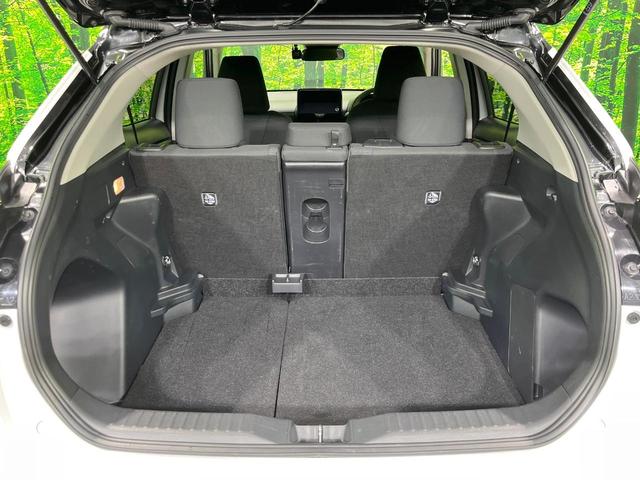 ヤリスクロス G 純正8型ディスプレイオーディオ バックカメラ レーダークルーズ 禁煙車 ドラレコ コーナーセンサー ETC2.0 フルセグ オートハイビーム レーンアシスト オートエアコン 純正16インチアルミ(10枚目)