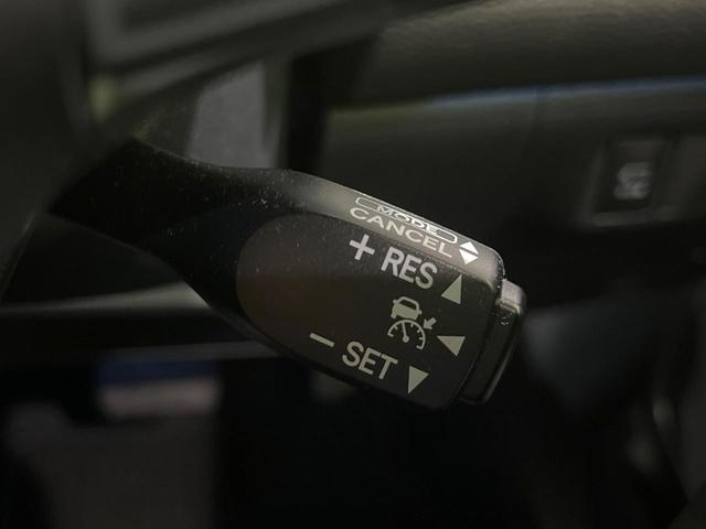 ハリアーハイブリッド プレミアム　アドバンスドパッケージ　４ＷＤ　サンルーフ　純正ＪＢＬサウンドナビ　全周囲カメラ　寒冷地仕様　衝突被害軽減システム　レーダークルーズ　禁煙車　電動リアゲート　パワーシート　コーナーセンサー　ＬＥＤヘッド（50枚目）