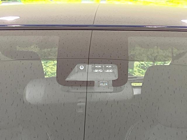 ヴィッツ F セーフティーエディションIII 禁煙車 衝突被害軽減システム コーナーセンサー SDナビ/Bluetooth/CD/地デジ バックカメラ ビルトインETC スマートキー LEDヘッド オートライト(3枚目)