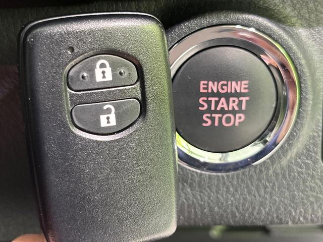 ヴィッツ F セーフティーエディションIII 禁煙車 衝突被害軽減システム コーナーセンサー SDナビ/Bluetooth/CD/地デジ バックカメラ ビルトインETC スマートキー LEDヘッド オートライト(7枚目)