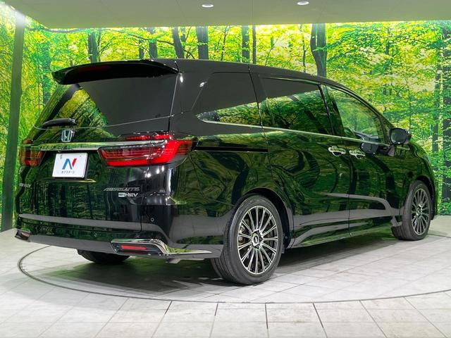 オデッセイハイブリッド e:HEVアブソルート・EX 両側電動スライドドア 純正9型SDナビ 後席モニター 全周囲カメラ 衝突被害軽減システム レーダークルーズ 電動リアゲート レザーシート コーナーセンサー LEDヘッド ETC2.0 車線逸脱警報(18枚目)