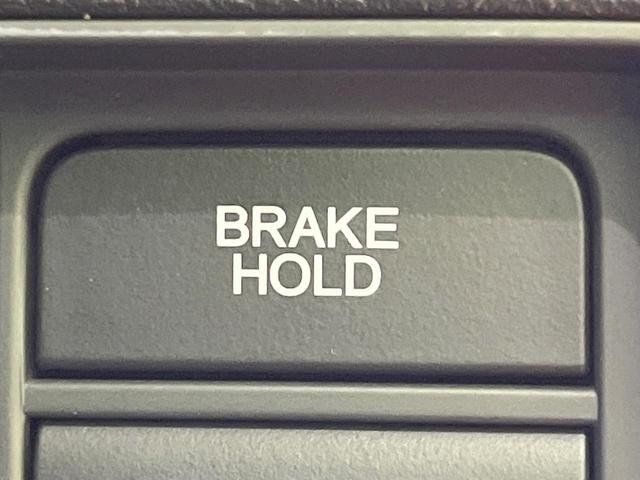 オデッセイハイブリッド e:HEVアブソルート・EX 両側電動スライドドア 純正9型SDナビ 後席モニター 全周囲カメラ 衝突被害軽減システム レーダークルーズ 電動リアゲート レザーシート コーナーセンサー LEDヘッド ETC2.0 車線逸脱警報(67枚目)