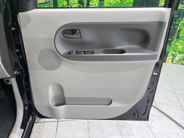 タント X 電動スライドドア 禁煙車 スマートキー オートライト オートエアコン ロールシェード 14インチアルミホイール 横滑り防止 CD(24枚目)