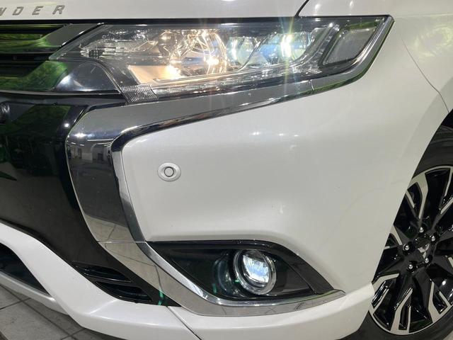 アウトランダーPHEV Gリミテッドエディション 4WD 純正SDナビ バックカメラ 衝突被害軽減システム レーダークルーズ 禁煙車 ハーフレザーシート パワーシート シートヒーター ドラレコ コーナーセンサー LEDヘッド ETC オートハイビーム(13枚目)