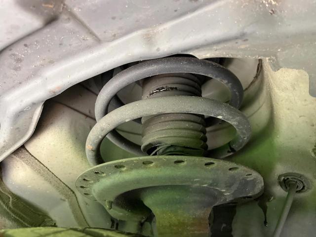 アウトランダーPHEV Gリミテッドエディション 4WD 純正SDナビ バックカメラ 衝突被害軽減システム レーダークルーズ 禁煙車 ハーフレザーシート パワーシート シートヒーター ドラレコ コーナーセンサー LEDヘッド ETC オートハイビーム(26枚目)