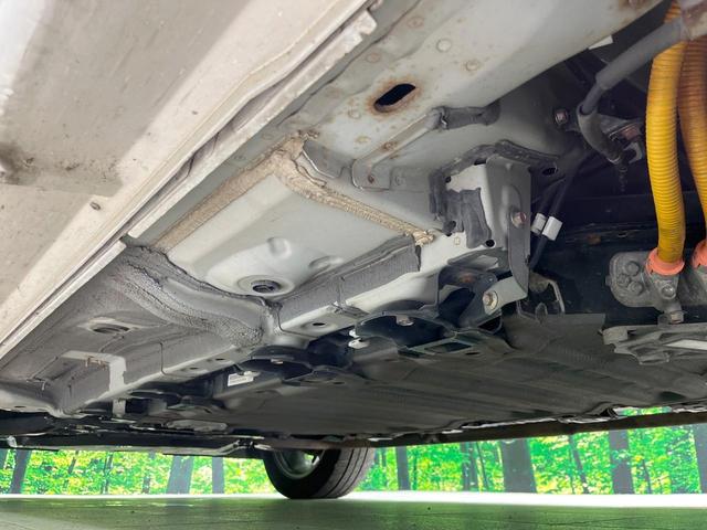 アウトランダーPHEV Gリミテッドエディション 4WD 純正SDナビ バックカメラ 衝突被害軽減システム レーダークルーズ 禁煙車 ハーフレザーシート パワーシート シートヒーター ドラレコ コーナーセンサー LEDヘッド ETC オートハイビーム(32枚目)