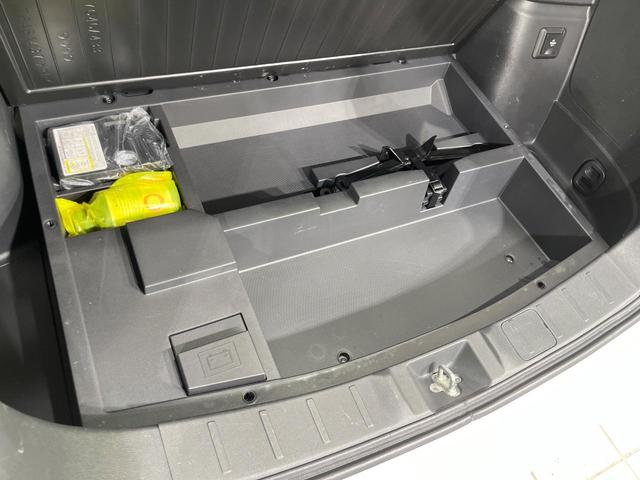 アウトランダーPHEV Gリミテッドエディション 4WD 純正SDナビ バックカメラ 衝突被害軽減システム レーダークルーズ 禁煙車 ハーフレザーシート パワーシート シートヒーター ドラレコ コーナーセンサー LEDヘッド ETC オートハイビーム(37枚目)