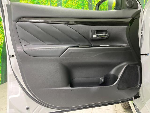 アウトランダーPHEV Gリミテッドエディション 4WD 純正SDナビ バックカメラ 衝突被害軽減システム レーダークルーズ 禁煙車 ハーフレザーシート パワーシート シートヒーター ドラレコ コーナーセンサー LEDヘッド ETC オートハイビーム(40枚目)
