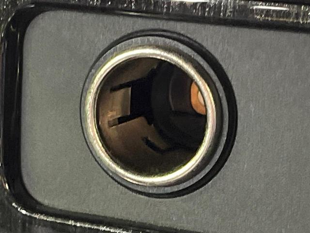 アウトランダーPHEV Gリミテッドエディション 4WD 純正SDナビ バックカメラ 衝突被害軽減システム レーダークルーズ 禁煙車 ハーフレザーシート パワーシート シートヒーター ドラレコ コーナーセンサー LEDヘッド ETC オートハイビーム(69枚目)