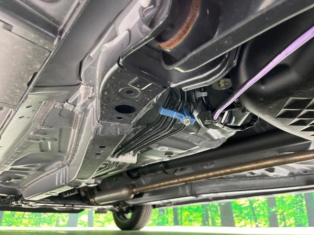 タント カスタムX 4WD 届出済未使用車 両側電動スライドドア 衝突被害軽減システム ハーフレザーシート コーナーセンサー スマートキー LEDヘッド オートハイビーム 車線逸脱警報 オートライト オートエアコン(33枚目)