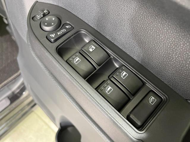 タント カスタムX 4WD 届出済未使用車 両側電動スライドドア 衝突被害軽減システム ハーフレザーシート コーナーセンサー スマートキー LEDヘッド オートハイビーム 車線逸脱警報 オートライト オートエアコン(45枚目)