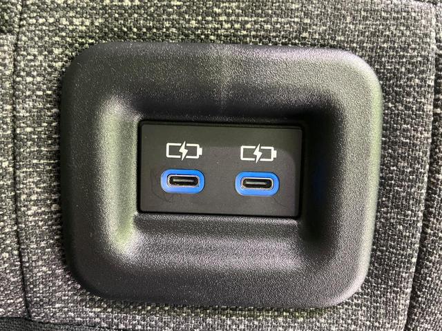 シエンタ ハイブリッドＺ　両側電動スライド　全周囲カメラ　衝突被害軽減システム　レーダークルーズ　禁煙車　コーナーセンサー　スマートキー　ＬＥＤヘッド　ビルトインＥＴＣ　ブラインドスポットモニター　車線逸脱警報　オートライト（40枚目）