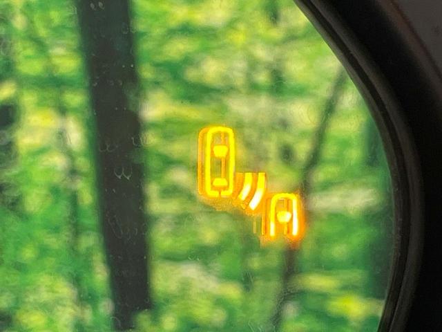 シエンタ ハイブリッドＺ　両側電動スライド　全周囲カメラ　衝突被害軽減システム　レーダークルーズ　禁煙車　コーナーセンサー　スマートキー　ＬＥＤヘッド　ビルトインＥＴＣ　ブラインドスポットモニター　車線逸脱警報　オートライト（42枚目）