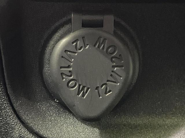 シエンタ ハイブリッドＺ　両側電動スライド　全周囲カメラ　衝突被害軽減システム　レーダークルーズ　禁煙車　コーナーセンサー　スマートキー　ＬＥＤヘッド　ビルトインＥＴＣ　ブラインドスポットモニター　車線逸脱警報　オートライト（56枚目）