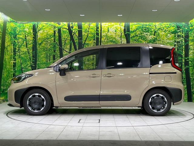 シエンタ ハイブリッドＺ　両側電動スライド　全周囲カメラ　衝突被害軽減システム　レーダークルーズ　禁煙車　コーナーセンサー　スマートキー　ＬＥＤヘッド　ビルトインＥＴＣ　ブラインドスポットモニター　車線逸脱警報　オートライト（66枚目）