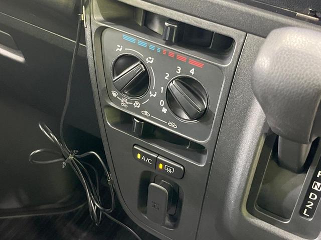 ハイゼットカーゴ クルーズＳＡＩＩＩ　４ＷＤ　ＳＤナビ　バックカメラ　衝突被害軽減システム　禁煙車　ＬＥＤヘッド　ＥＴＣ　オートハイビーム　オートライト　Ｂｌｕｅｔｏｏｔｈ　ＣＤ　ＤＶＤ再生　ＬＥＤフォグ　１４インチアルミ（7枚目）