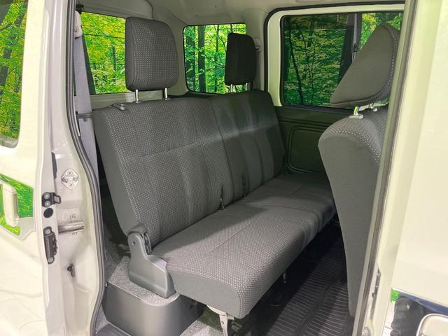 ハイゼットカーゴ クルーズＳＡＩＩＩ　４ＷＤ　ＳＤナビ　バックカメラ　衝突被害軽減システム　禁煙車　ＬＥＤヘッド　ＥＴＣ　オートハイビーム　オートライト　Ｂｌｕｅｔｏｏｔｈ　ＣＤ　ＤＶＤ再生　ＬＥＤフォグ　１４インチアルミ（11枚目）