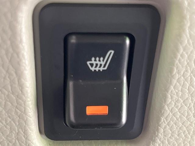 デイズルークス X 4WD 禁煙車 エマージェンシーブレーキ SDナビ 全周囲カメラ 両側スライドドアドア シートヒーター Bluetooth アイドリングストップ スマートキー オートエアコン 横滑り防止装置(7枚目)