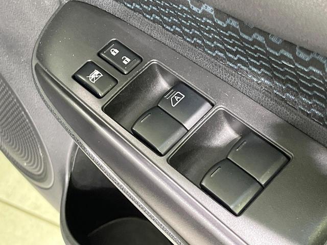 ノート Ｘ　純正ＳＤナビ　バックカメラ　禁煙車　スマートキー　ＥＴＣ　Ｂｌｕｅｔｏｏｔｈ　ＣＤ　ＤＶＤ再生　地デジ　アイドリングストップ（24枚目）