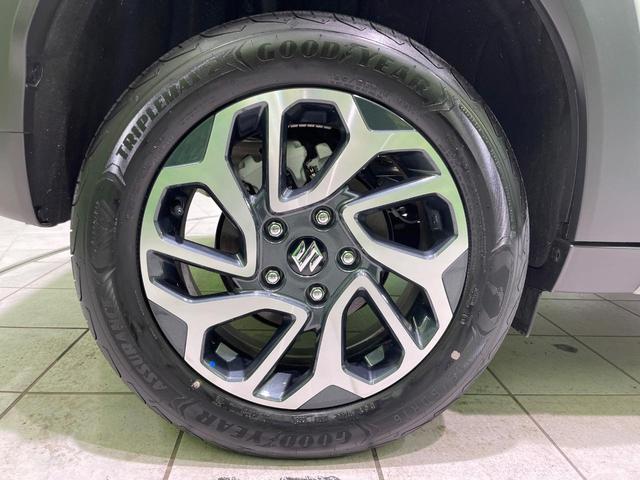 フロンクス ベースグレード 登録済未使用車 純正9型ナビ 全周囲カメラ 衝突被害軽減システム レーダークルーズ 禁煙車 ハーフレザーシート コーナーセンサー LEDヘッド 車線逸脱警報 オートエアコン 純正16インチアルミ(64枚目)