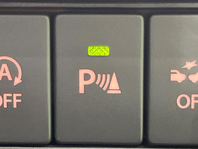 【コーナーセンサー】バンパーに付いたセンサーが障害物を検知！一定の距離に近づくとアラートで教えてくれます♪狭い駐車スペースや車庫入れ時も安心ですね☆