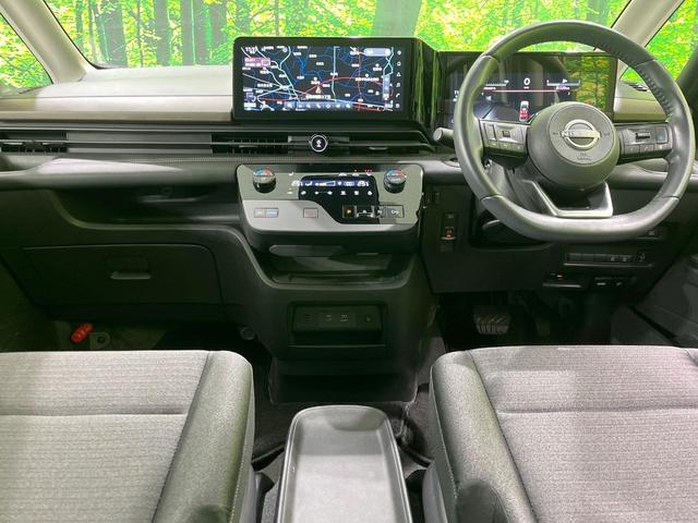 セレナ e-パワー ハイウェイスターV 両側電動スライド 純正12.3インチナビ フリップダウンモニター アラウンドビューモニター 寒冷地仕様 衝突被害軽減システム プロパイロット 禁煙車 LEDヘッド ETC 純正16インチアルミ(2枚目)