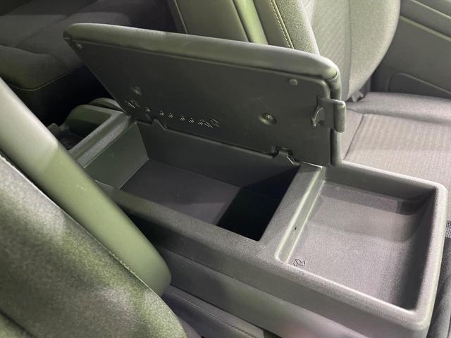 セレナ e-パワー ハイウェイスターV 両側電動スライド 純正12.3インチナビ フリップダウンモニター アラウンドビューモニター 寒冷地仕様 衝突被害軽減システム プロパイロット 禁煙車 LEDヘッド ETC 純正16インチアルミ(51枚目)