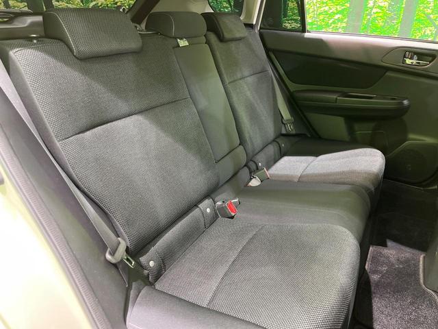 ＸＶ ２．０ｉ－Ｌ　アイサイト　４ＷＤ　ＳＤナビ　バックカメラ　衝突被害軽減システム　レーダークルーズ　禁煙車　パワーシート　スマートキー　ＨＩＤヘッド　ＥＴＣ　オートライト　デュアルエアコン　純正１７インチアルミ（9枚目）