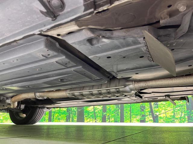 ＸＶ ２．０ｉ－Ｌ　アイサイト　４ＷＤ　ＳＤナビ　バックカメラ　衝突被害軽減システム　レーダークルーズ　禁煙車　パワーシート　スマートキー　ＨＩＤヘッド　ＥＴＣ　オートライト　デュアルエアコン　純正１７インチアルミ（21枚目）