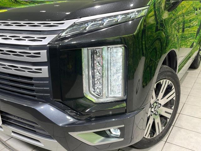 【ＬＥＤヘッドライト】悪天候や夜間走行時も良好な視界を確保し安心して運転できる高輝度ＬＥＤヘッドライトを装備！点灯速度が早く、消費電力も抑えられています。