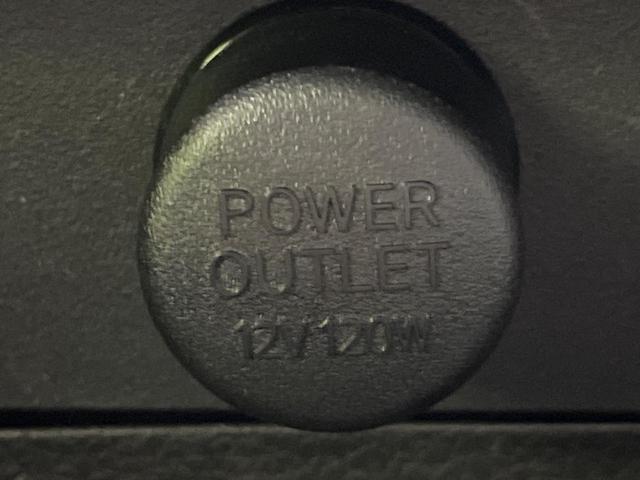 レヴォーグ １．６ＧＴ－Ｓアイサイト　４ＷＤ　ＳＤナビ　サイド・バックカメラ　衝突被害軽減システム　レーダークルーズ　禁煙車　ドラレコ　ブラインドスポットモニター　ＬＥＤヘッド　ビルトインＥＴＣ　車線逸脱警報　純正１８インチアルミ（52枚目）