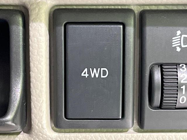 ４ＷＤのお車ですので、雪道でも安心です♪降雪地地域にお住まいの方以外にも、ウィンタースポーツが趣味の方や降雪地域へ帰省される機会がある方にもおすすめ！